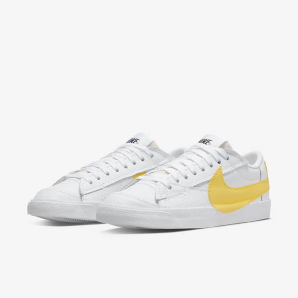 Nike Blazer Low Jumbo Sneakers Heren Wit Zwart Oranje | NK512RND