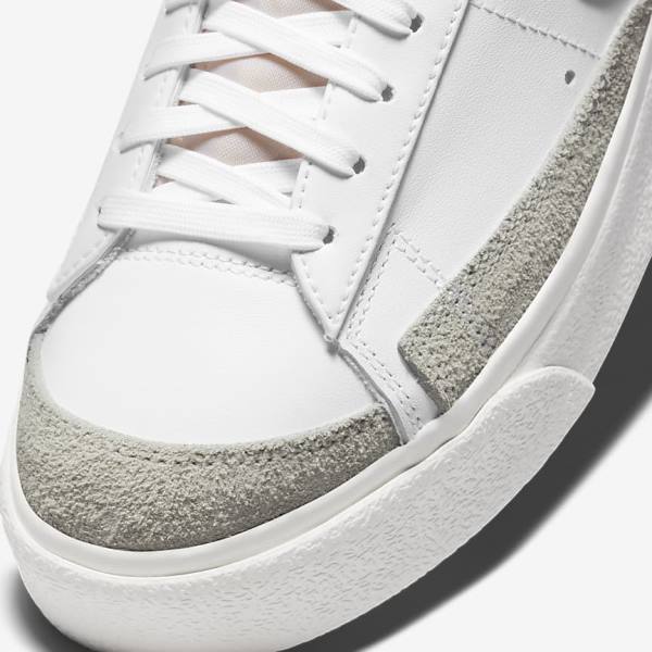 Nike Blazer Low Platform Sneakers Dames Wit | NK420XAI