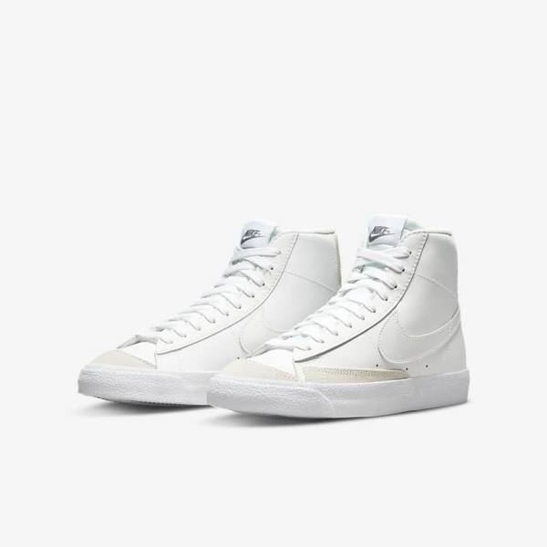 Nike Blazer Mid 77 Older Basketbalschoenen Kinderen Wit Lichtbruin Wit | NK089HBF