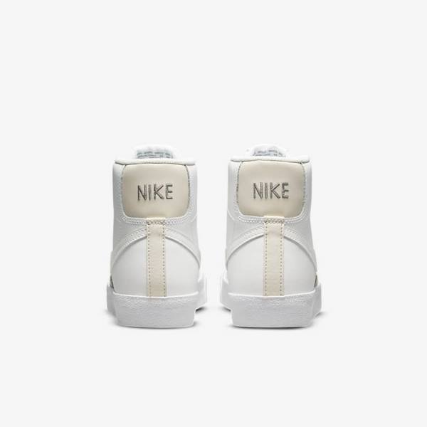 Nike Blazer Mid 77 Older Basketbalschoenen Kinderen Wit Lichtbruin Wit | NK089HBF