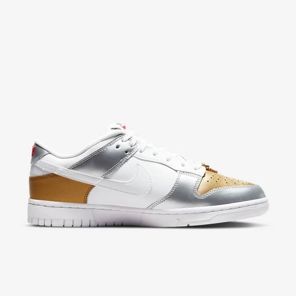 Nike Dunk Low SE Sneakers Dames Goud Zilver Rood Wit | NK648WXA