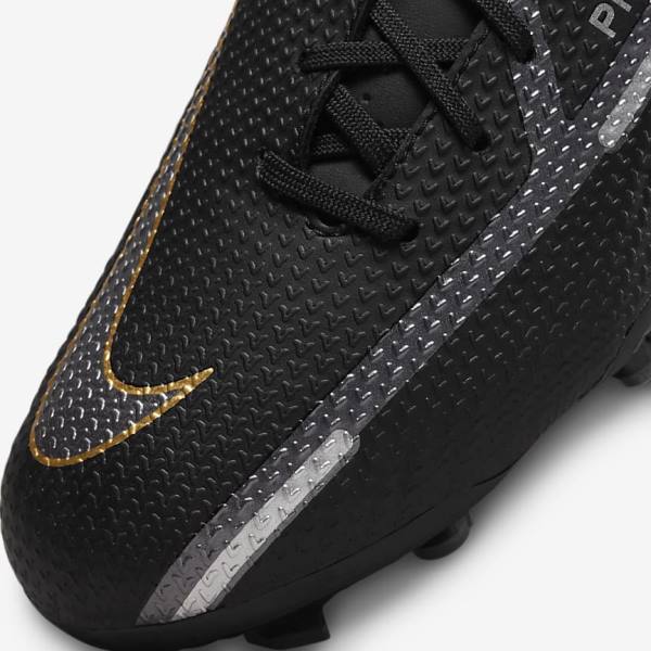 Nike Jr. Phantom GT2 Academy MG Older Multi-Ground Voetbalschoenen Kinderen Zwart Metal Goud Donkergrijs Metal Donkergrijs | NK541RVD