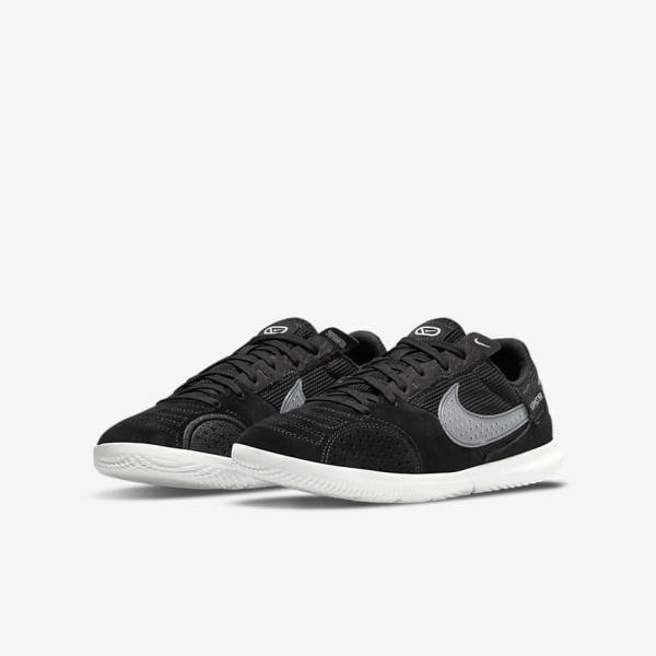 Nike Jr. Streetgato Older Voetbalschoenen Kinderen Zwart Wit | NK015PTV