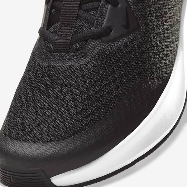 Nike MC Trainer Fitness Schoenen Heren Zwart Wit | NK379MHZ