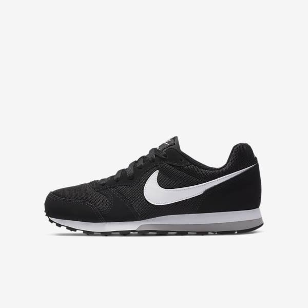 Nike MD Runner 2 Older Sneakers Kinderen Zwart Grijs Wit | NK096FGM