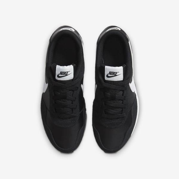 Nike MD Valiant Older Sneakers Kinderen Zwart Wit | NK172SEI