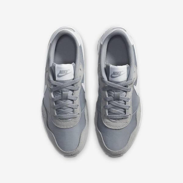 Nike MD Valiant Older Sneakers Kinderen Grijs Wit | NK698ICO