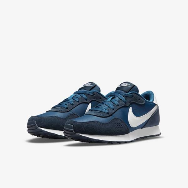 Nike MD Valiant Older Sneakers Kinderen Donkerblauw Wit | NK916CXN