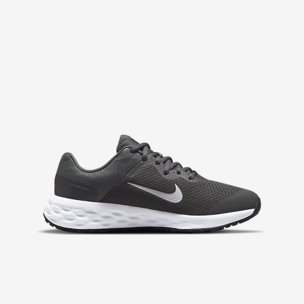 Nike Revolution 6 Older Weg Hardloopschoenen Kinderen Grijs Wit | NK890SPN