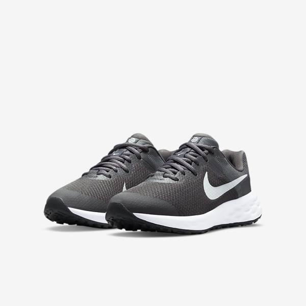 Nike Revolution 6 Older Weg Hardloopschoenen Kinderen Grijs Wit | NK890SPN