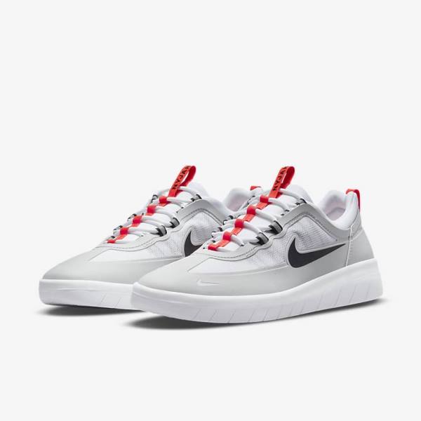 Nike SB Nyjah Free 2 Skateschoenen Dames Grijs Wit Lichtrood Zwart | NK381IDW