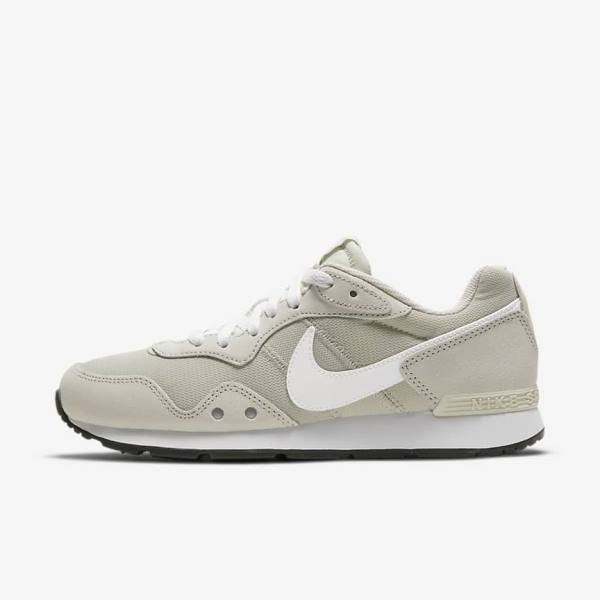 Nike Venture Runner Sneakers Dames Lichtbeige Lichtbeige Wit | NK367XAT