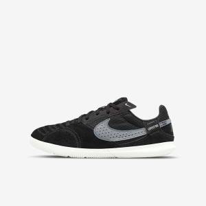 Nike Jr. Streetgato Older Voetbalschoenen Kinderen Zwart Wit | NK015PTV